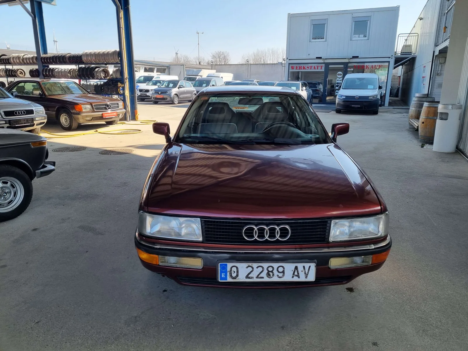 Audi 90 B3 berline de trois quarts avant