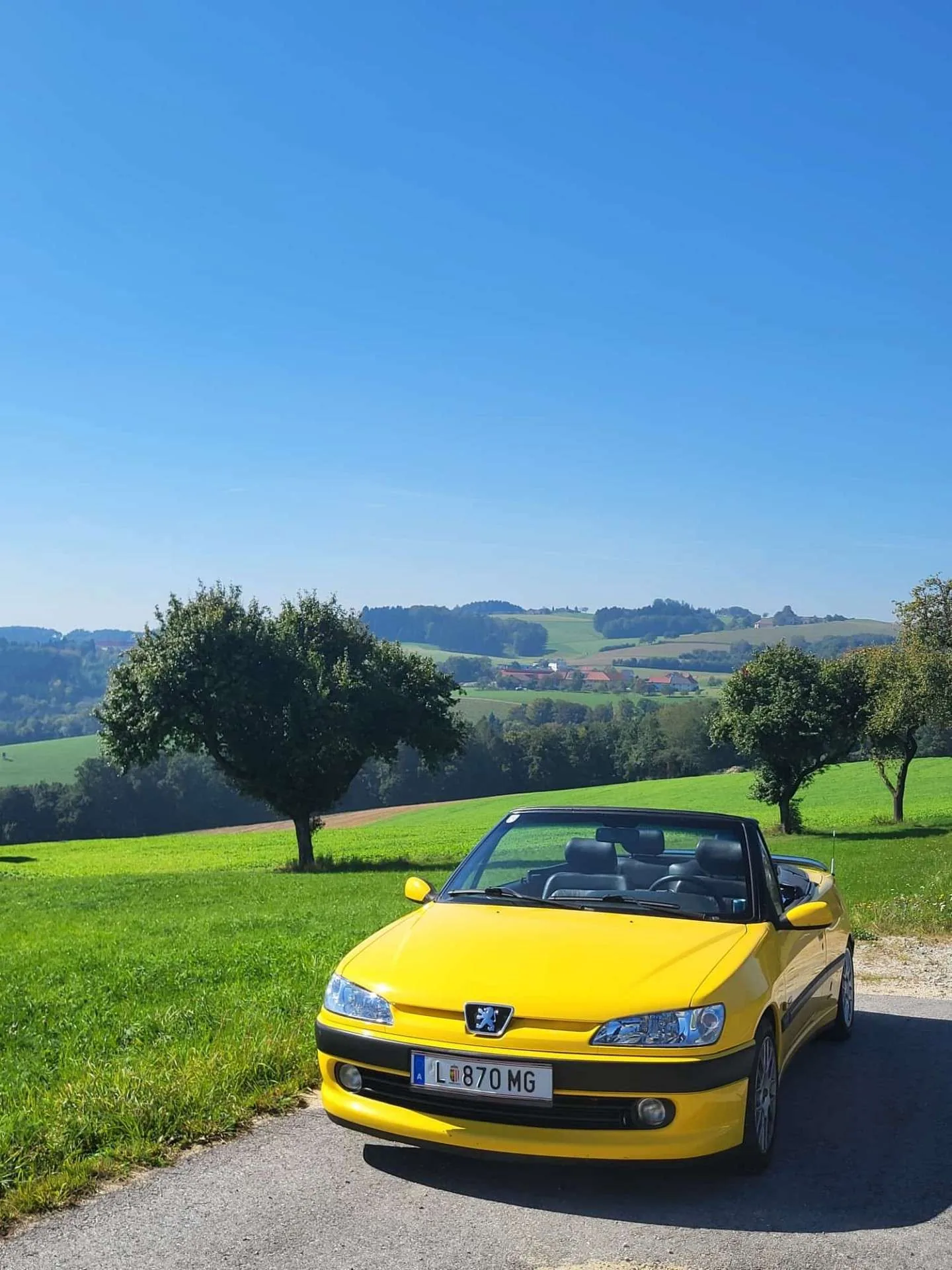 Peugeot 306 GTI-6 bleue de trois quarts avant