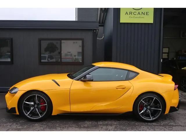 Jaune
